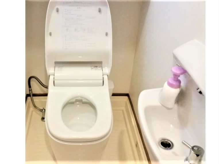 トイレ取替工事　嘉手納町　Ａ様邸　≪リフォームはホカマホーム≫
