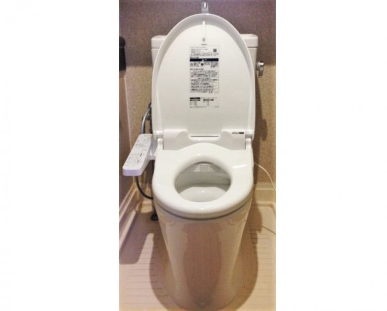 トイレ取替工事　≪リフォームはホカマホーム≫