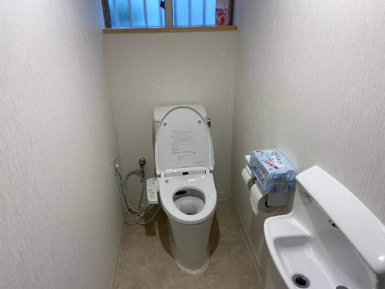 トイレ設置・内装工事　沖縄県うるま市　J様邸
