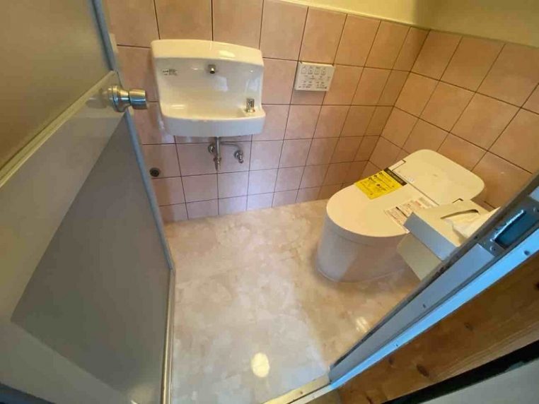 トイレ改修工事　沖縄県浦添市　N様邸