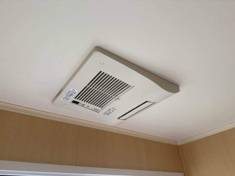 【浴室暖房乾燥機取替工事】沖縄県八重瀬町　T様邸