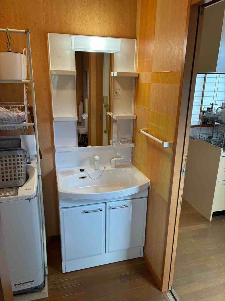 【洗面化粧台取替工事】沖縄県北中城村　N様邸